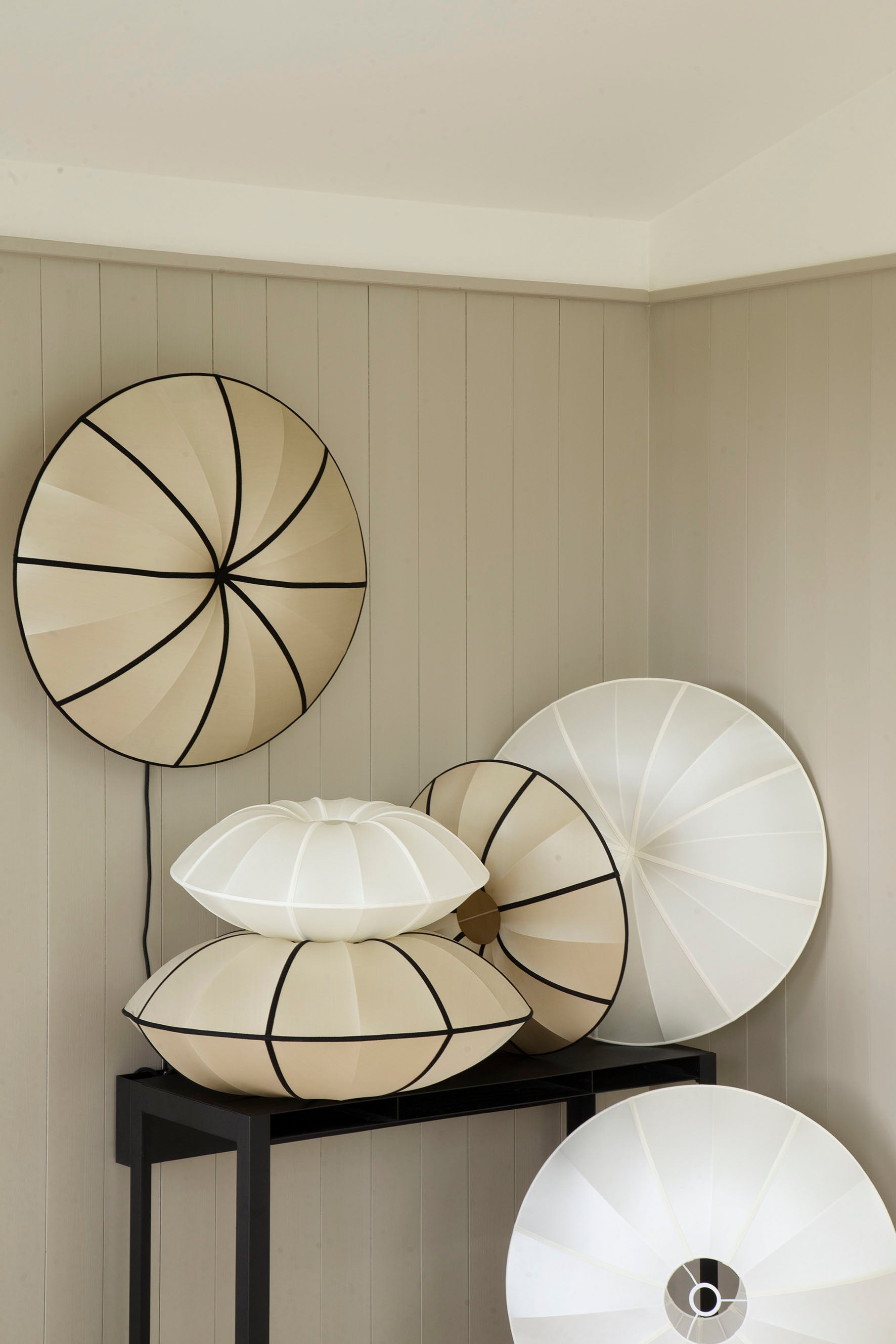 Lamp Shade Indochina Classic UFO S