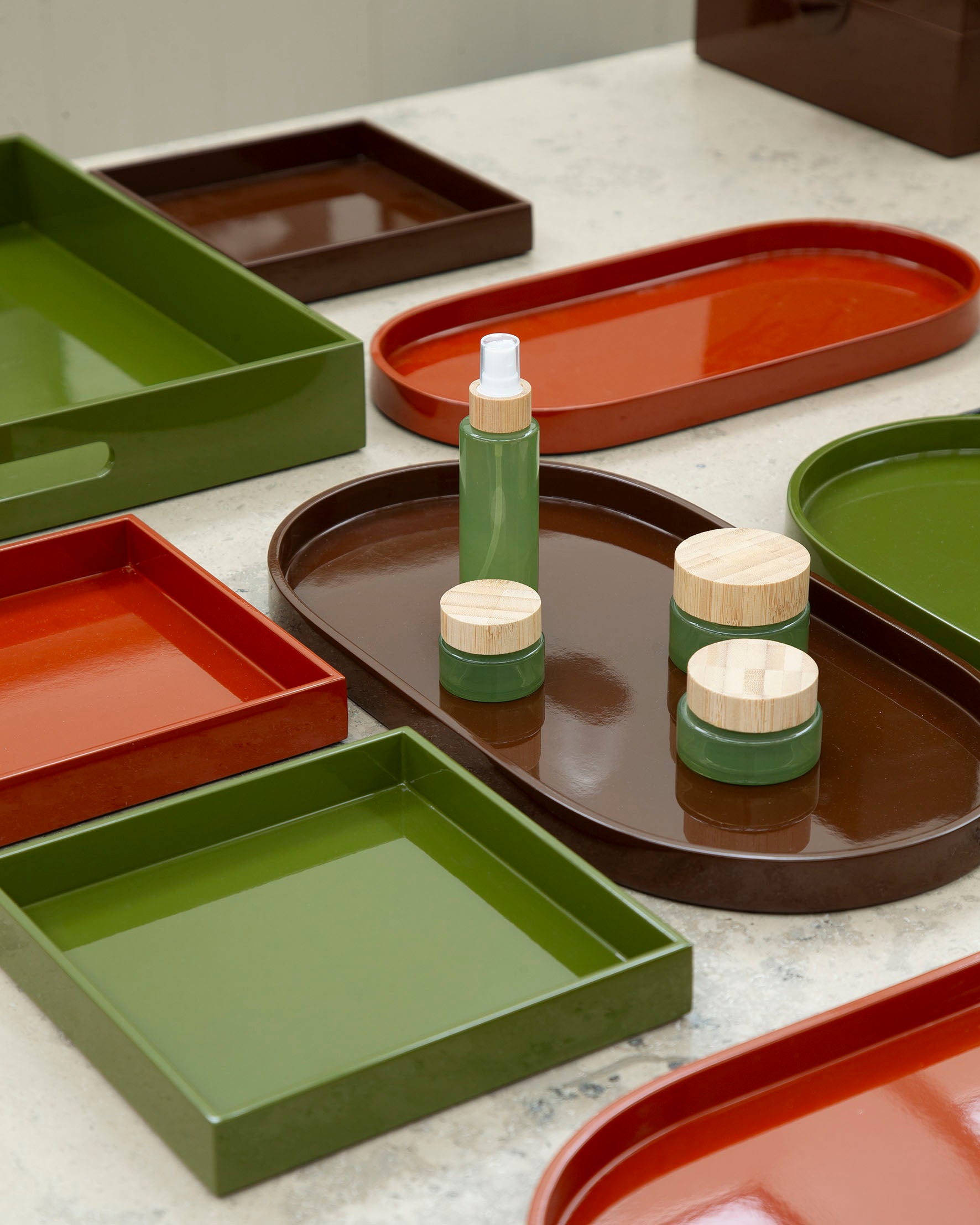 Lacquer Tray 20x20 army