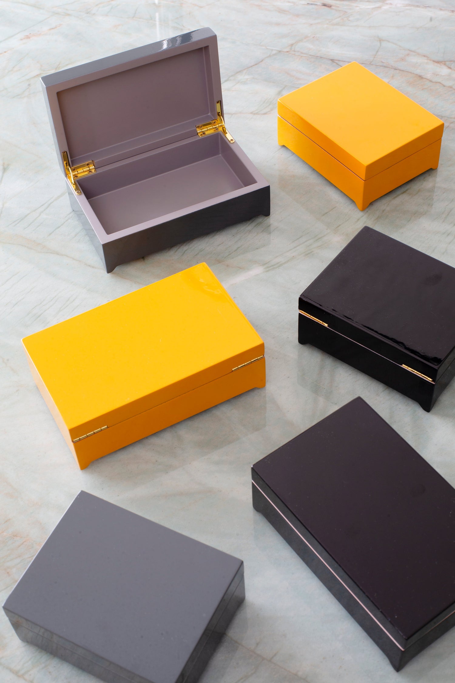 12-15 Layers of Luxury: Why You Must Choose an Exclusive Oi Soi Oi Lacquer Box from oisoioi.dk