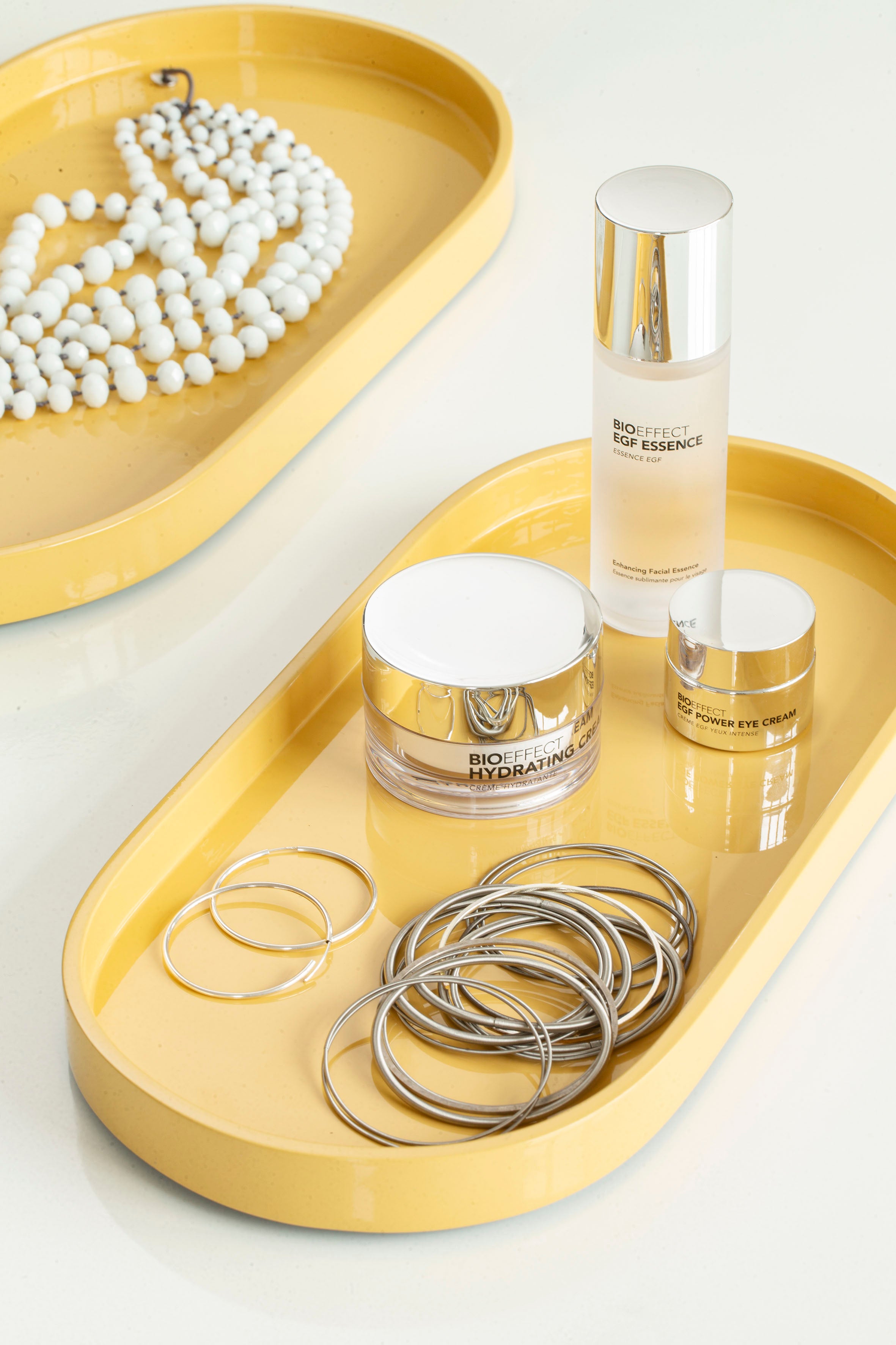 Lacquer Tray Oval B, Sun