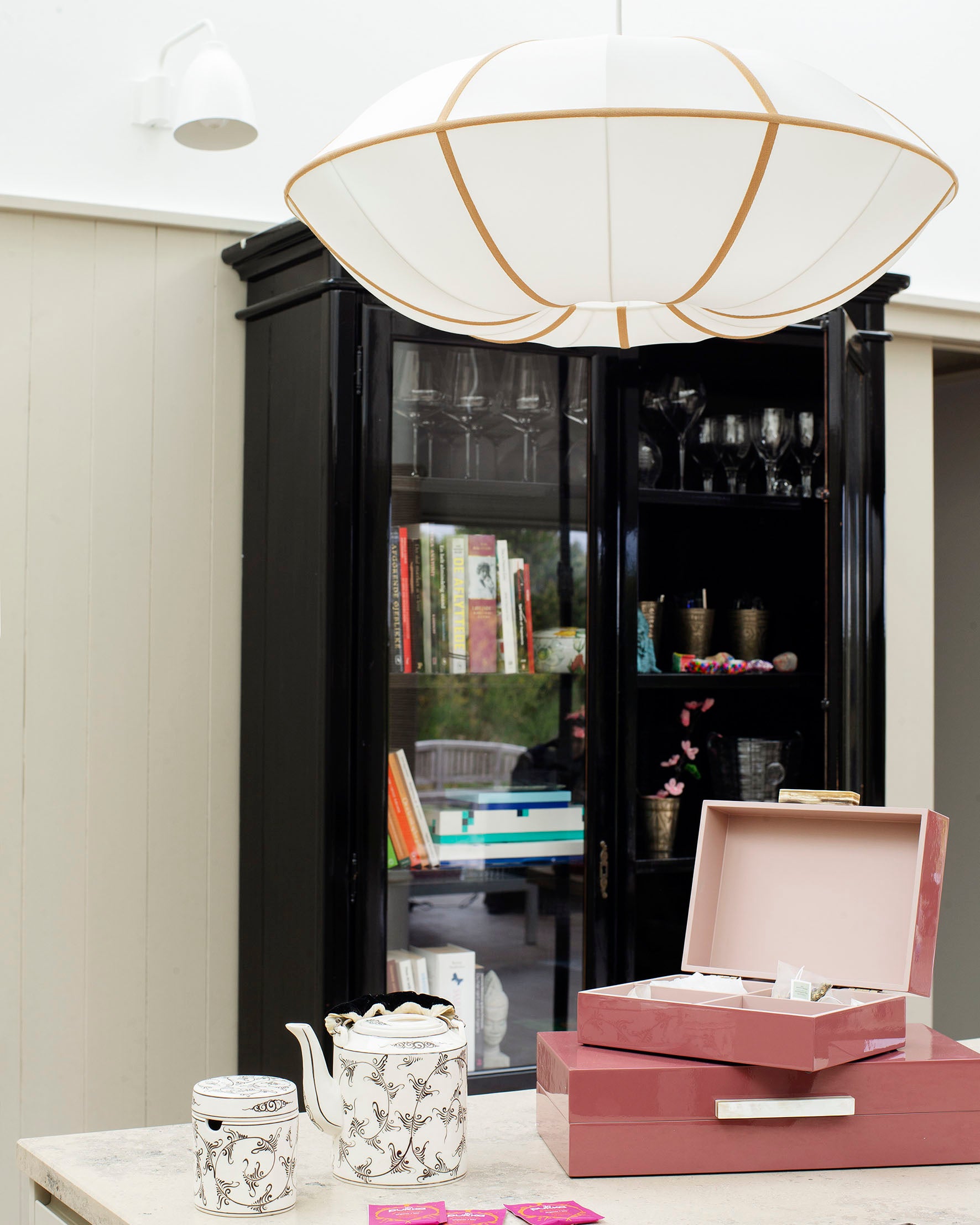 Lakkasse m/ hornhåndtag B, Passion
